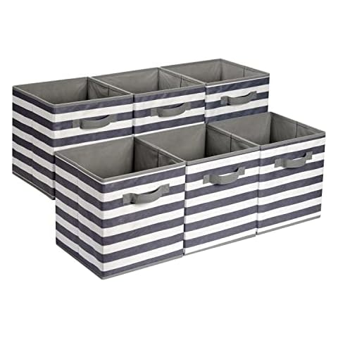 Boîtes de rangement ouvertes à rayures