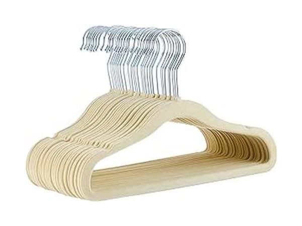 Cintres pour vêtements bébé Vignette