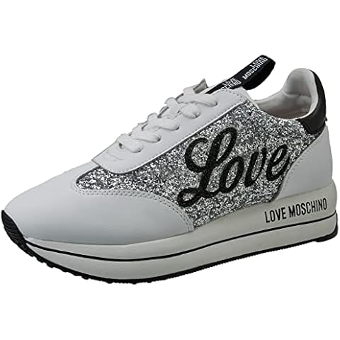 Love Moschino thumbnail