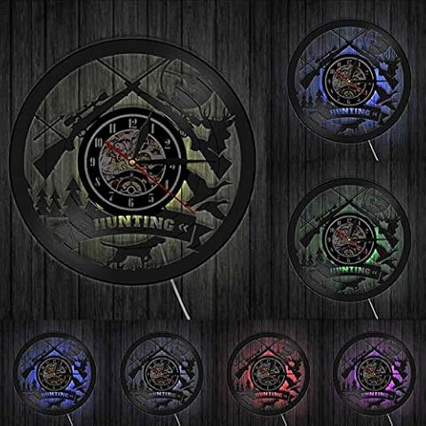 Relojes de pared en el desierto